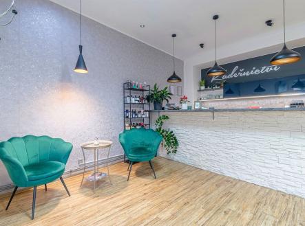 Pronájem jiné komerční nemovitosti, 65 m²
