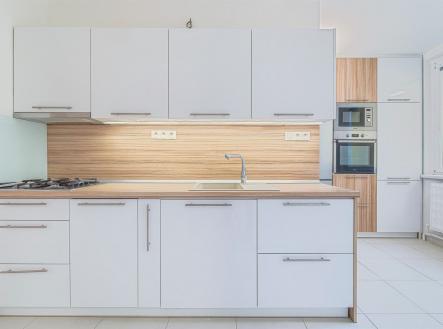 Pronájem bytu, 3+1, 73 m²