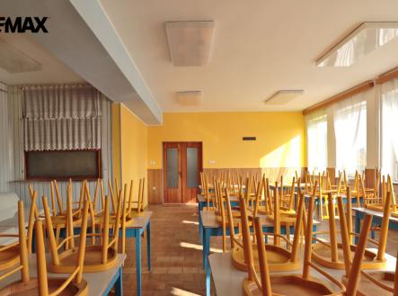 Pronájem kanceláře, 67 m²