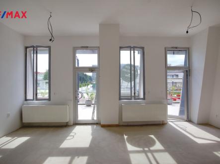 Pronájem obchodní prostor, 47 m²