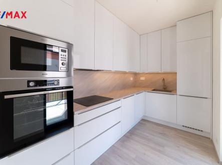 Pronájem bytu, 2+kk, 56 m²