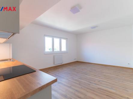 Pronájem bytu, 1+kk, 30 m²