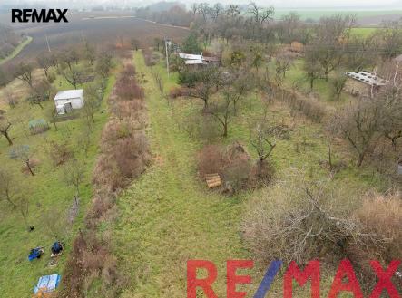 Prodej pozemku, zahrada, 930 m²