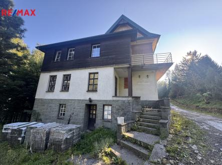 Prodej hotel, 1 000 m²