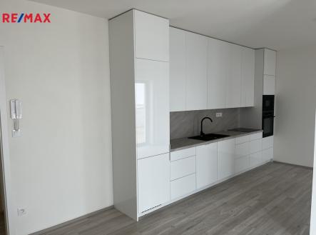 Prodej bytu, 2+kk, 105 m²