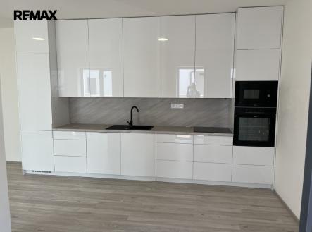 Prodej bytu, 2+kk, 105 m²