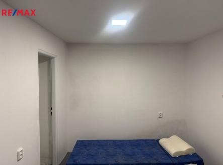 Pronájem bytu, 2+1, 60 m²