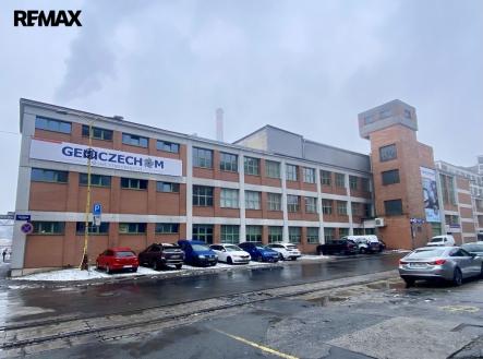 Pronájem kanceláře, 146 m²