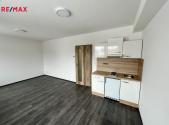 Pronájem bytu, 1+kk, 27 m²