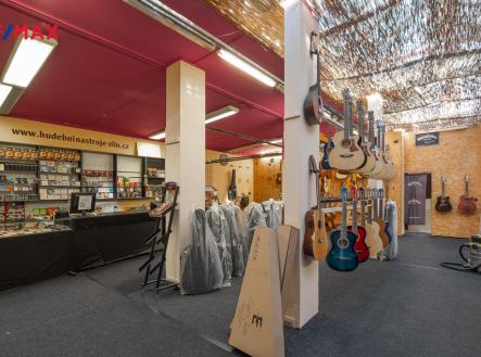 Pronájem obchodní prostor, 180 m²