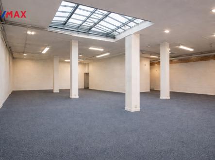 Pronájem obchodní prostor, 198 m²