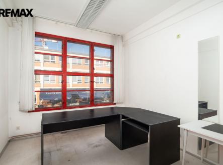 Pronájem obchodní prostory, 12 m²