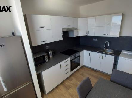 Pronájem bytu, 2+1, 43 m²