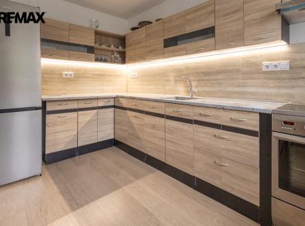 Pronájem domu/vily, 90 m²