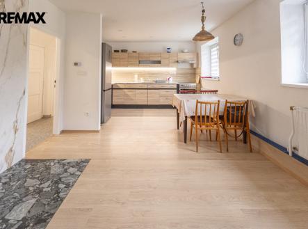 Pronájem domu/vily, 90 m²
