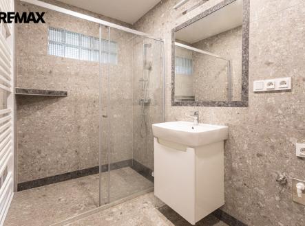Pronájem domu/vily, 90 m²