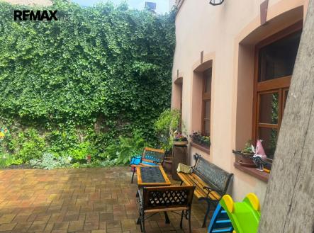 Pronájem bytu, 1+1, 44 m²
