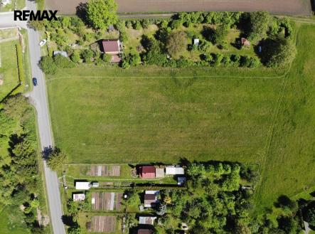 Prodej pozemku pro bydlení, 1 819 m²
