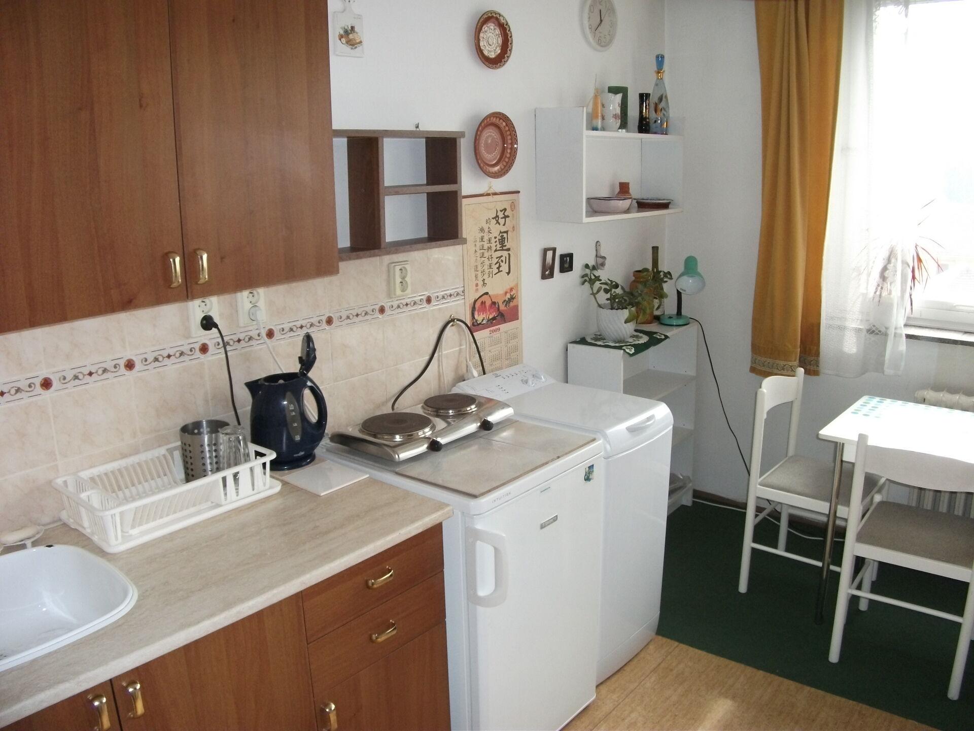 Byt 1+1, 30m2, kompletně a velmi hezky zařízený, u metra B - Hloubětín