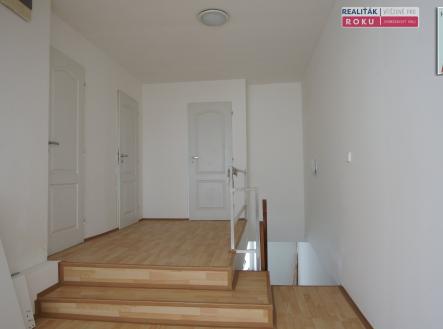 Pronájem - dům/vila, 140 m²