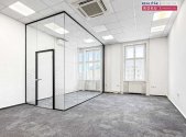 Pronájem kanceláře, 257 m²