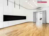 Pronájem kanceláře, 382 m²