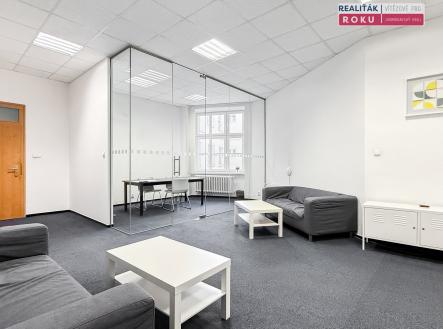 Pronájem kanceláře, 50 m²