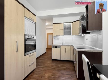 Pronájem bytu, 2+1, 77 m²