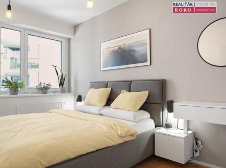 Pronájem bytu, 2+kk, 42 m²