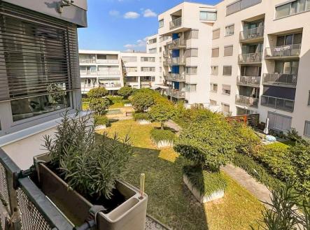 Pronájem bytu, 2+kk, 42 m²