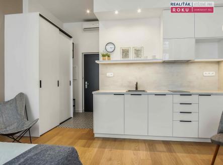 Pronájem bytu, 1+kk, 29 m²