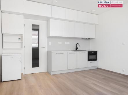 Pronájem bytu, 1+kk, 28 m²