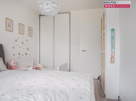 Pronájem bytu, 2+kk, 62 m²