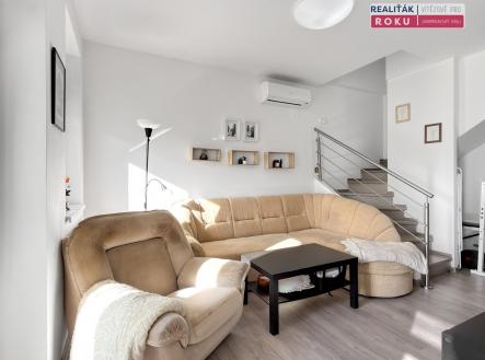 Pronájem bytu, 2+kk, 48 m²