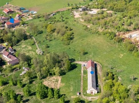 Prodej zemědělského objektu, 999 m²