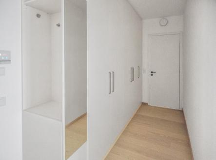 Pronájem bytu, 3+kk, 93 m²