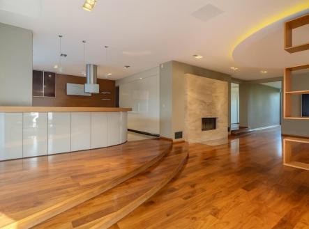 Prodej domu/vily, 700 m²