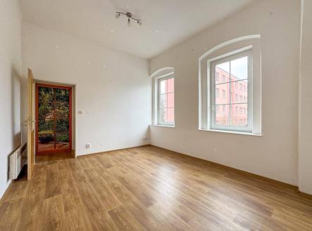 Pronájem bytu, 1+1, 32 m²