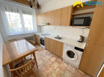 Pronájem bytu, 3+1, 80 m²