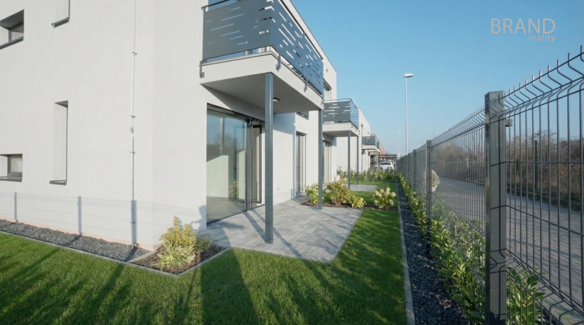 Prodej bytu 3+kk 73 m2, ul. Kauckého, Praha - Satalice. 