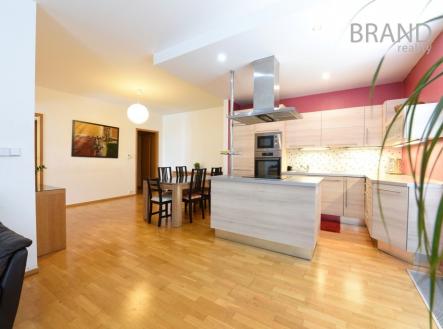Pronájem bytu, 3+kk, 81 m²