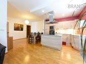 Pronájem bytu, 3+kk, 81 m²