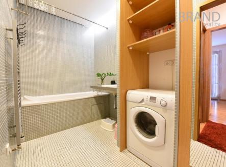 Pronájem bytu, 3+kk, 81 m²