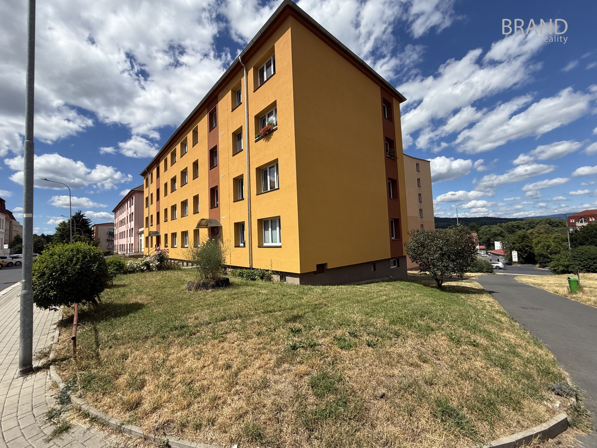 Pronájem bytu 2+1, 57 m2, ul. Školní, Karlovy Vary. 