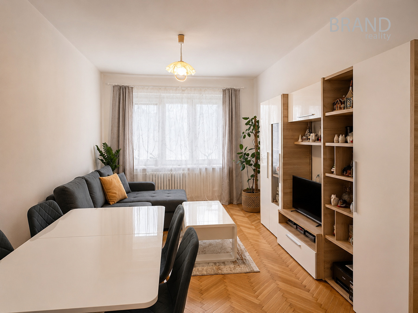 Pronájem bytu 2+1, 57 m2, ul. Školní, Karlovy Vary. 