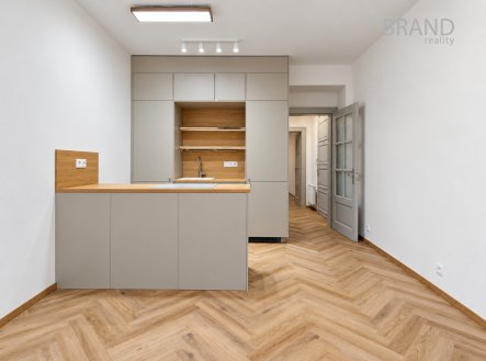 Pronájem bytu, 2+kk, 44 m²