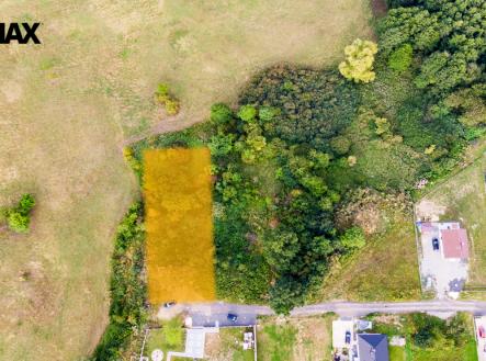 Prodej pozemku, trvalý travní porost, 1 212 m² obrázek