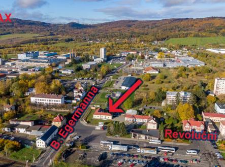 Pronájem kanceláře, 246 m²