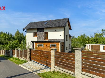 Prodej - dům/vila, 265 m² obrázek