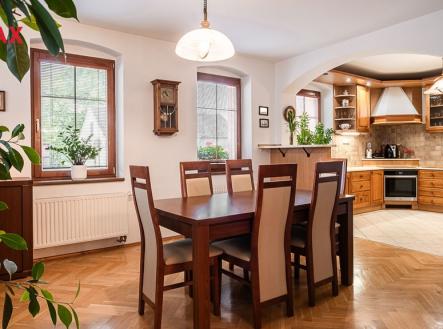 Prodej domu/vily, 298 m²